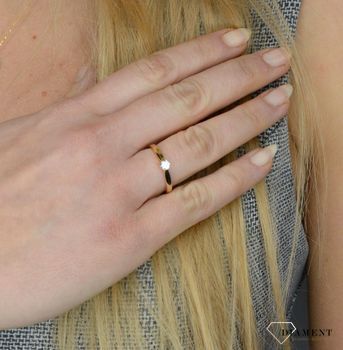 Pierścionek zaręczynowy, Pierścionek złoty z brylantem R62567YW złoty pierścionek pierścionek z brylantem pierścionek zaręczynowy✓Zaręczyny Piękne i Eleganckie  (5).JPG